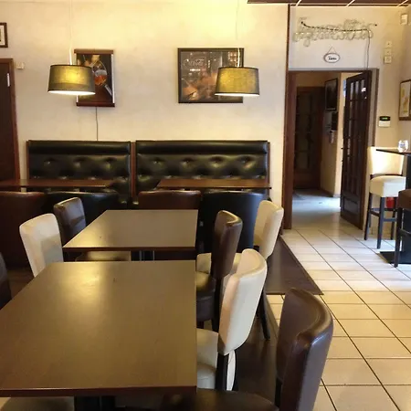 Hotel De La Gare Sévérac-le-Château