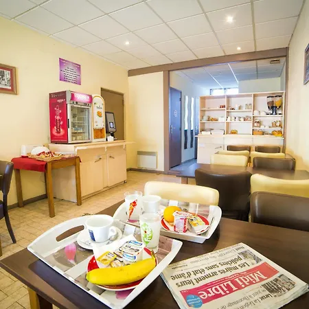 De La Gare Hotel Sévérac-le-Château